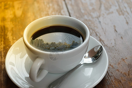 阳光清晨时间与城市咖啡交通餐厅木头建筑旅行天空地铁运输景观杯子图片