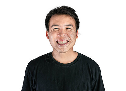 穿着黑色T恤的亚裔男子在白色背景中被孤立 他快乐笑脸乐趣享受成功工作室男人情绪化喜悦牙齿幸福青年图片