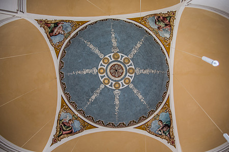 希根的埃里米塔基修道院教堂石头圆顶教会森林婚礼宗教天空天花板图片