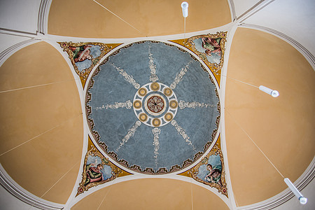 希根的埃里米塔基修道院教堂天花板婚礼教会天空石头宗教森林圆顶图片
