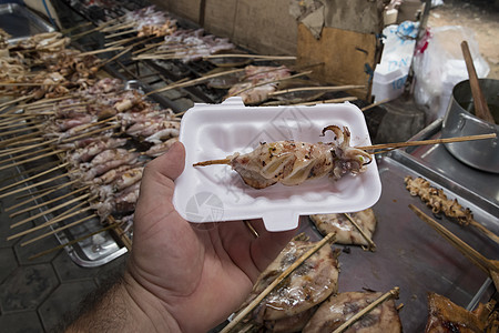 Crab市场 柬埔寨开普省Krong Kaeb烤串旅行美食男人章鱼炙烤海洋烧烤海鲜游客图片