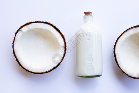 半椰子瓜 白上加一瓶椰子奶图片