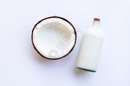 白底的椰子和椰子奶核桃浴室异国甜点食物可可棕榈疗法木头饮食图片