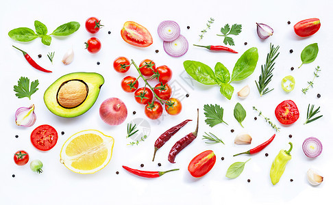 各种新鲜的蔬菜和草药 在白色背景上厨房胡椒火腿百里香迷迭香美食食物小吃香料午餐图片
