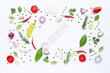 白色背景的各种新鲜蔬菜和草本植物 健康火腿食物香料美食胡椒厨房迷迭香小吃百里香草药图片