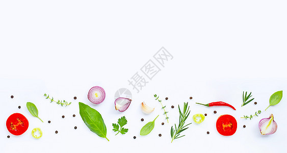 各种新鲜蔬菜和白种草药 健康饮食午餐火腿香料百里香饮食厨房烹饪迷迭香食物胡椒图片