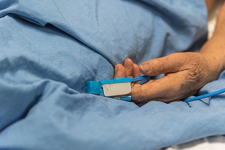 住院病人 手指有脉搏测量仪压力疾病癌症医师生活脉冲静脉高血压外科保健图片
