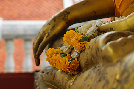 佛祖雕像手上的加兰图片