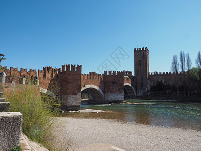 维罗纳卡斯特莱热大桥建筑学地标城市城堡建筑景观图片
