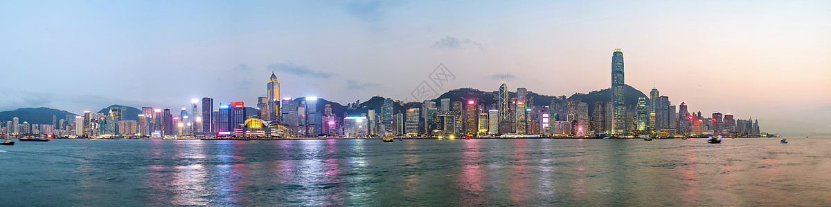 晚上从九龙看香港天线的全景观港口旅游办公室天空市中心商业建筑学场景全景摩天大楼图片
