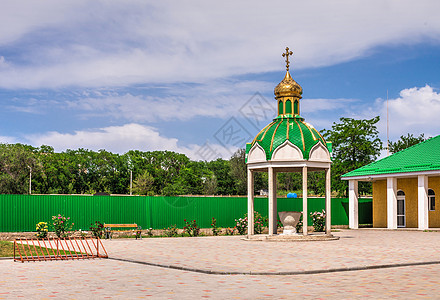 乌克兰伊兹梅尔圣尼古拉教堂晴天街道城市纪念碑教会公园正方形宗教建筑建筑学图片