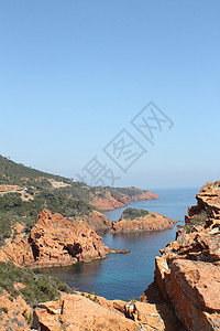 法兰西里维埃拉的埃斯特雷尔海岸悬崖风景岩石旅游地块红色海滩图片