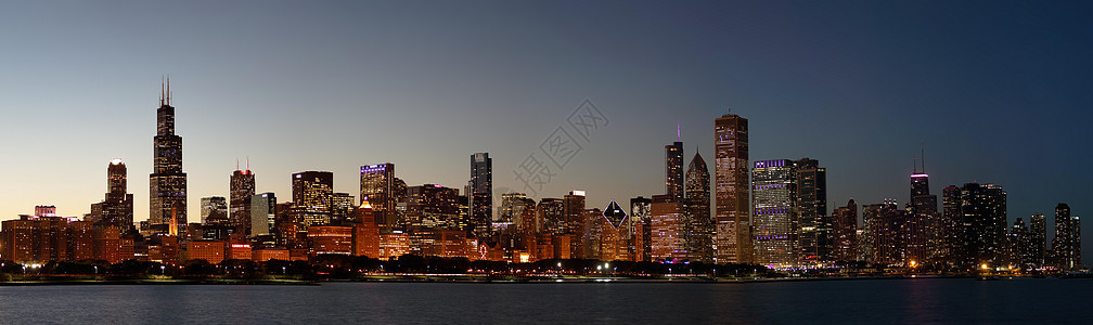 芝加哥夜间天线全景地标城市反射建筑学建筑物戏剧性商业场景办公室图片