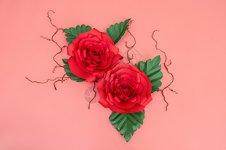 两朵纸玫瑰背景图片