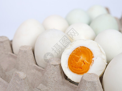 咸鸭蛋小吃紫丁香蛋黄红色白色黄色美食调味品治愈食物图片