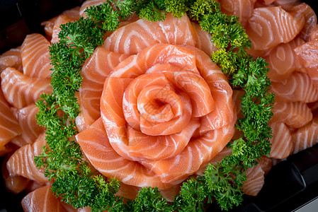 生菜新鲜鲑鱼刺片 日本食物海鲜美食寿司牛扒红色餐厅橙子盘子鱼片图片