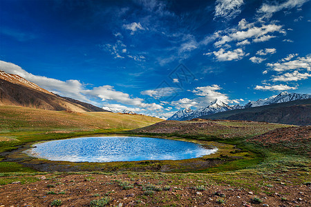 印度喜马拉雅山喜马拉雅地貌山谷湖泊风景山脉高山天空图片