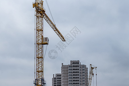 峰起运输商业卡车货物液压城市活动天空工业机器图片