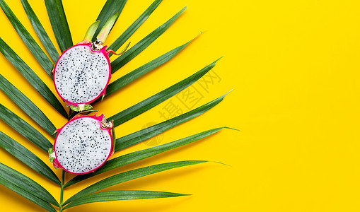 热带棕榈叶上的或picahaya营养菠萝食物叶子异国情调柠檬团体水果饮食图片
