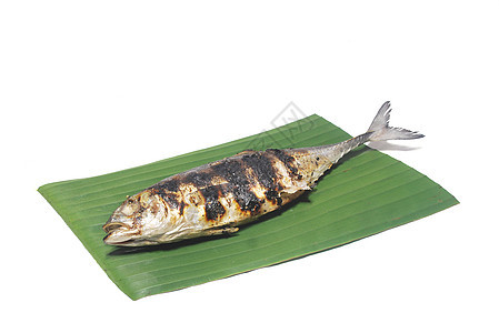 泰国食物 烤咸鱼渔夫炙烤盐渍市场美味油炸钓鱼盘子鲱鱼美食图片