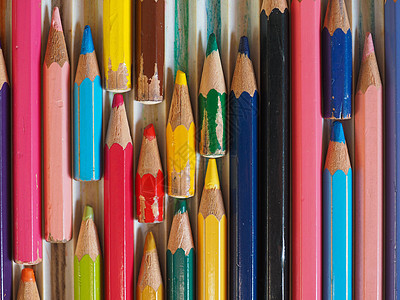 许多彩色铅笔染色艺术棕色紫色黄色学校绘画红色橙子蓝色图片