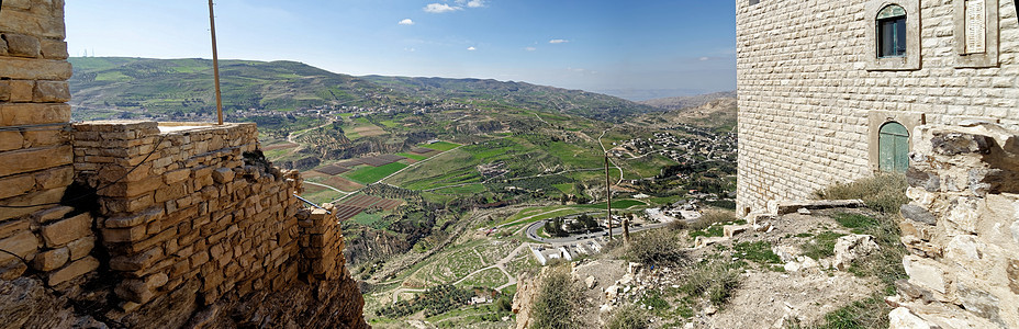 从十字军城堡到一个小约旦村 卡拉克大城郊区的一个小约旦村图片