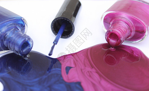 粉粉和蓝色斯派尔德钉子波兰文 白色粉色蓝色紫色抛光搪瓷魅力瓶子玻璃化妆品红色图片