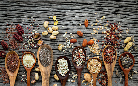 不同种类的谷物和谷类 用于破碎的木制背角小麦芝麻保健种子食品饮食糖类豆子卫生来源图片