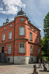 特洛伊斯多夫的Wissem城堡天空石工棕色红色蓝色历史建筑图片