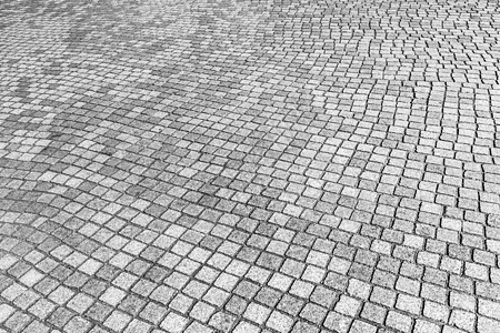 花岗岩纹理老路面灰色岩石人行道街道马赛克正方形鹅卵石白色小路黑色图片