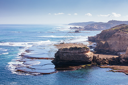 从澳大利亚Sorrento的查看岩石海洋海浪晴天海岸太阳旅游远足岛屿海滩图片