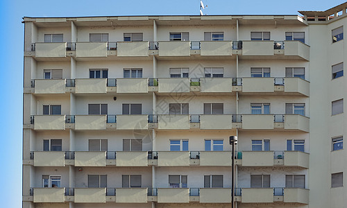 塔楼的屏障外表地标窗户建筑学天空建筑阳台公寓图片