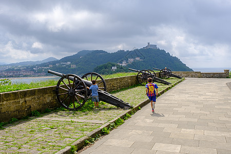 拉莫塔城堡防御海岸旅游地区建筑城市石头游客图片