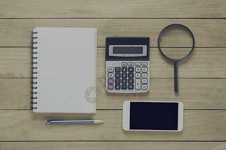 有关木材桌的商务目标铅笔黑色写作钱包桌子手机白色工作文档计算器图片