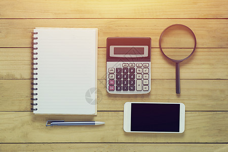 有关木材桌的商务目标黑色钱包日记手机商业计算器办公室白色工作桌子图片