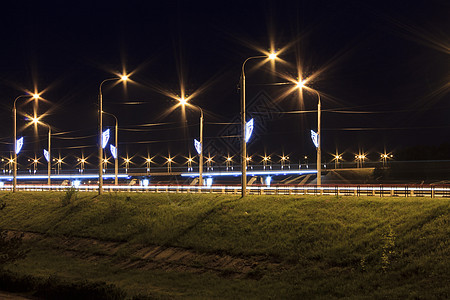 夜间城市运动速度建筑运输景观交通场景街道旅行图片