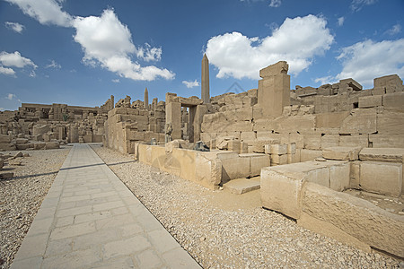 埃及古埃及卡纳克寺院的庭院和墙壁旅行石头寺庙地标雕刻旅游方尖碑建筑学历史象形图片