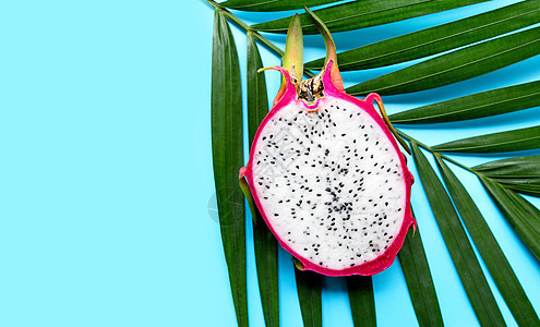 热带棕榈叶上的或picahaya营养情调水果团体种子维生素叶子菠萝食物柠檬图片