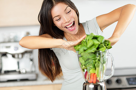 生产绿色冰淇淋的蔬菜滑雪妇女重量菠菜女性冰沙叶子乐趣食物饮食女士机器图片