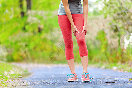 女性跑腿大腿运动肌肉受伤图片
