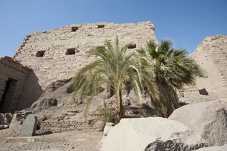 卡纳克寺庙古老废墟石头纪念碑法老雕刻地标旅游白色旅行景点崇拜图片