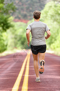 为健身跑步运动而工作的跑跑人选手图片