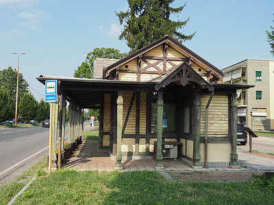 科莱格诺的Leumann电车站建筑学城市社论地标旅行工人车站电车站建筑运输图片
