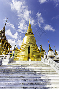 翡翠佛寺庙 泰国宗教恶魔首都旅游天空日光泰语城市历史景观图片