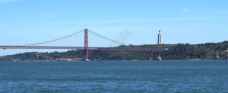 海鸥飞越红桥北纬25度蓝色铁路运输工程首都城市全景柱子金属建筑学图片