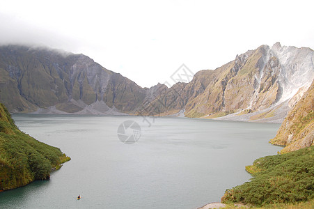 菲律宾桑巴莱斯Pinatubo湖礼士登山旅行绿色碎屑旅游岩石首脑火山火山口图片