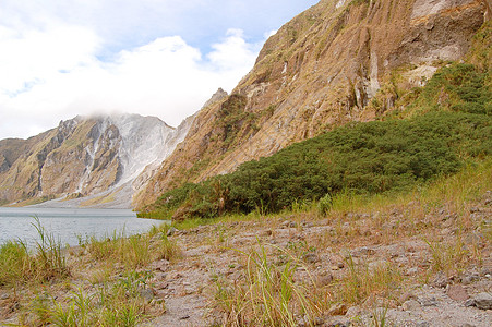 菲律宾桑巴莱斯Pinatubo湖火山旅游首脑蓝色旅行远足登山绿色碎屑陨石图片