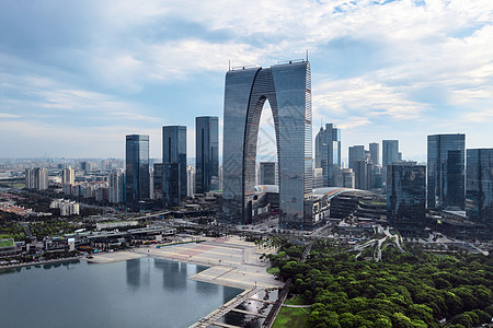 中国苏州金吉湖的 生物多样性公约 建筑市中心天空天线城市金融商业建筑物摩天大楼地标中心图片