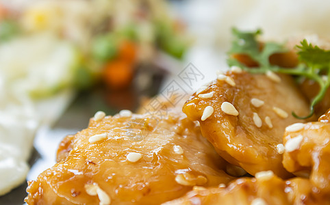 炸鸡加大蒜 辣椒 炒蛋和沙拉酱油午餐饮食食谱早餐美食素食气味芝麻蚝油图片