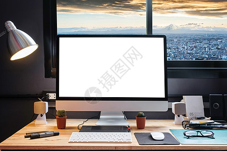 图形设计师的工作空间 配有笔平板电脑 计算器办公室插画家商业技术木头小样嘲笑调色板咖啡屏幕图片